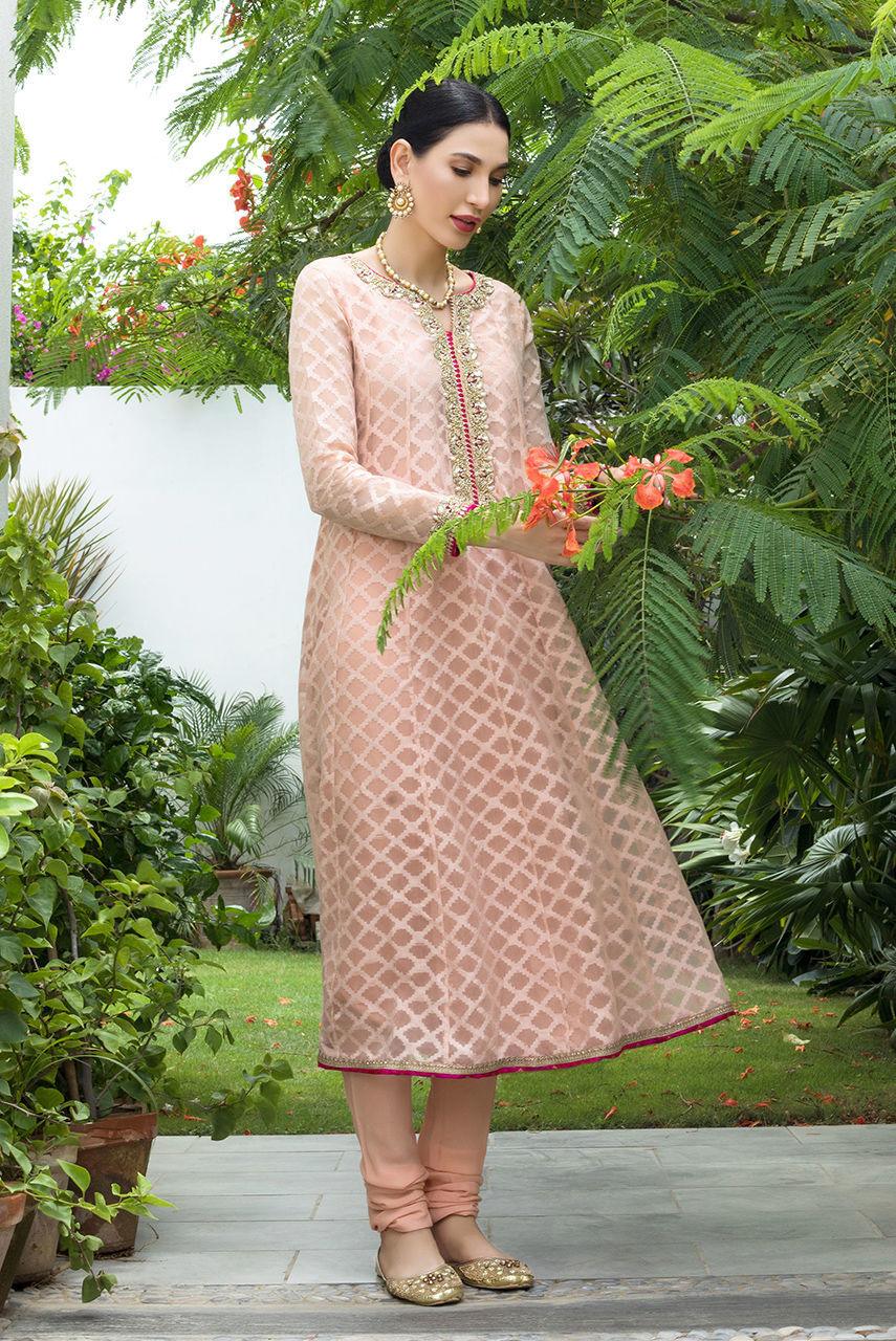 Deepak Perwani | Nazia Eid Edit 26 | Souris (KTD3256)