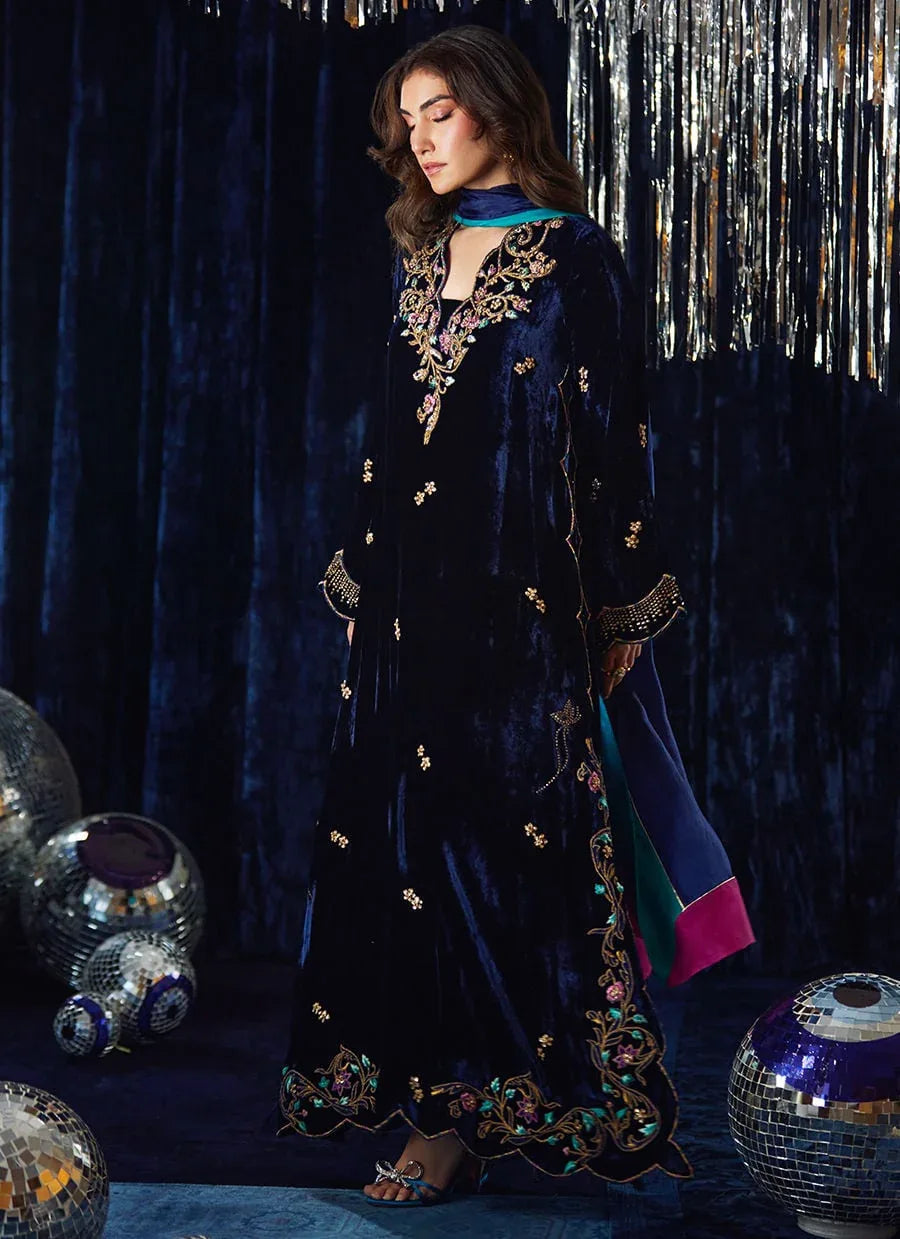 Farah Talib Aziz | Velvet Fete 4 | Valeh Navy Shirt And Dupatta - Aqsa Fabrics