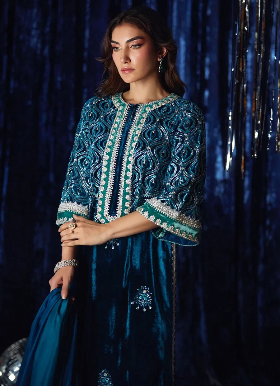 Farah Talib Aziz | Velvet Fete 4 | Teen Teal Shirt And Dupatta - Aqsa Fabrics