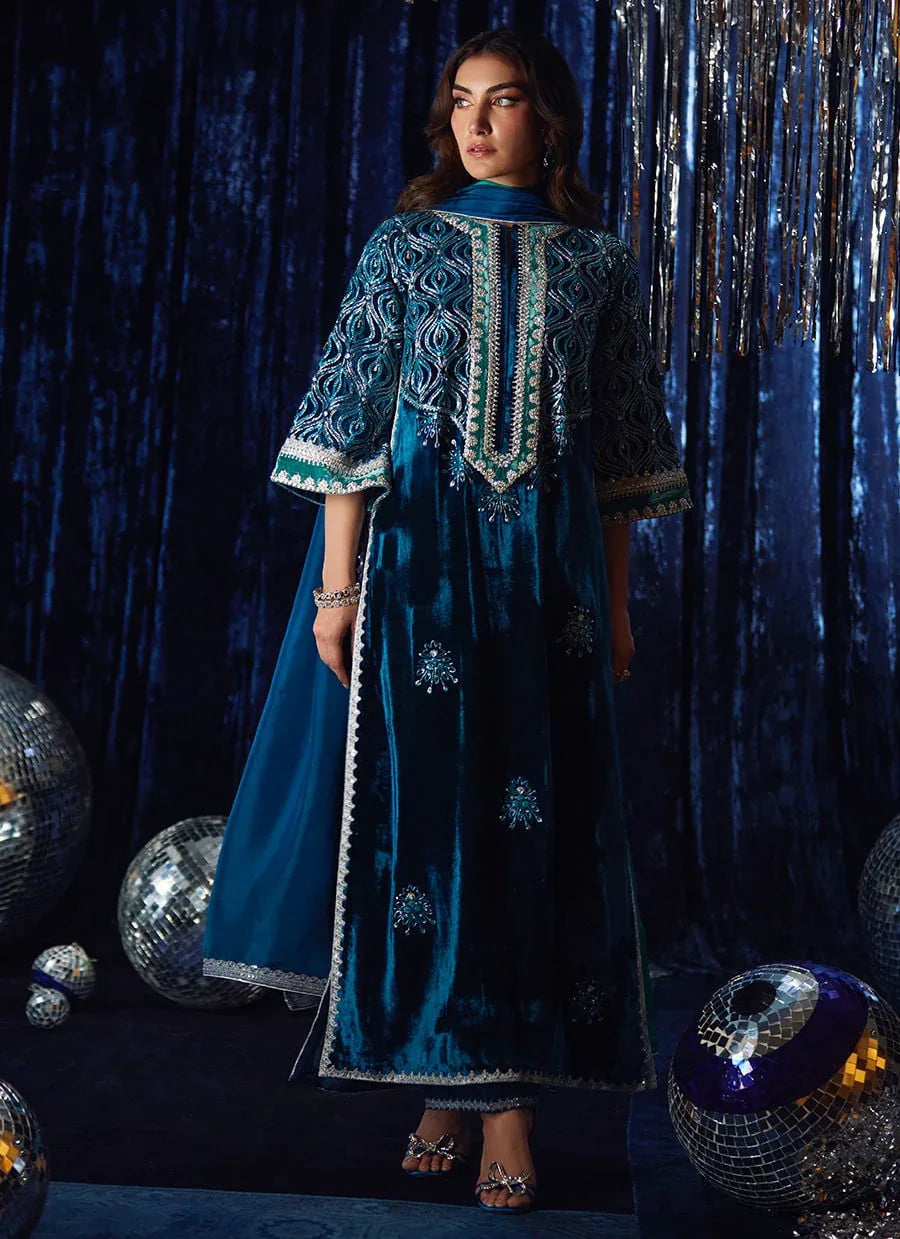 Farah Talib Aziz | Velvet Fete 4 | Teen Teal Shirt And Dupatta - Aqsa Fabrics