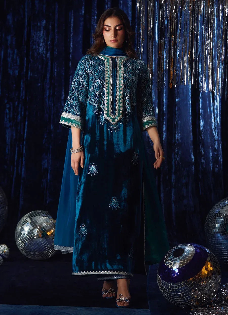 Farah Talib Aziz | Velvet Fete 4 | Teen Teal Shirt And Dupatta - Aqsa Fabrics