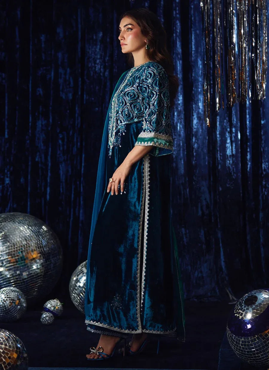 Farah Talib Aziz | Velvet Fete 4 | Teen Teal Shirt And Dupatta - Aqsa Fabrics