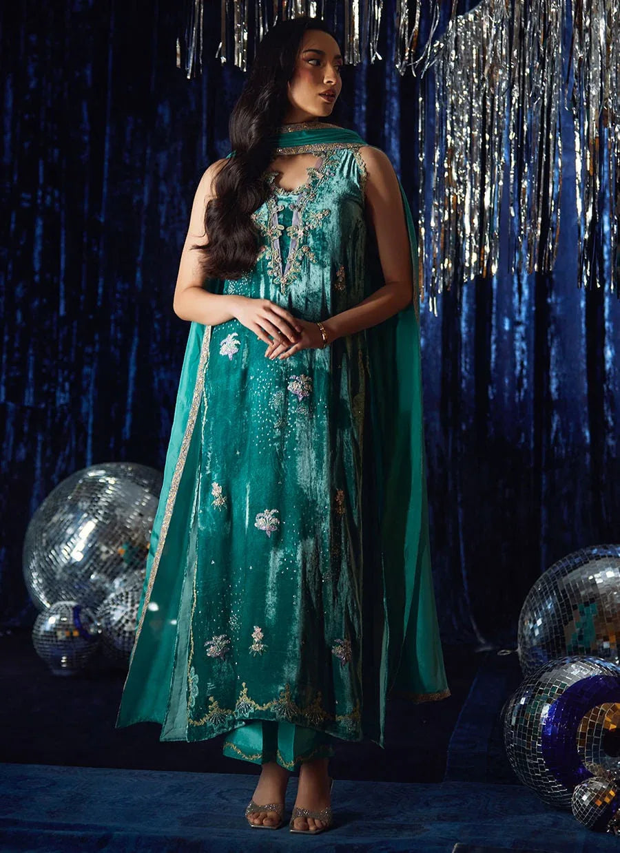 Farah Talib Aziz | Velvet Fete 4 | Ansy Aqua Shirt And Dupatta - Aqsa Fabrics