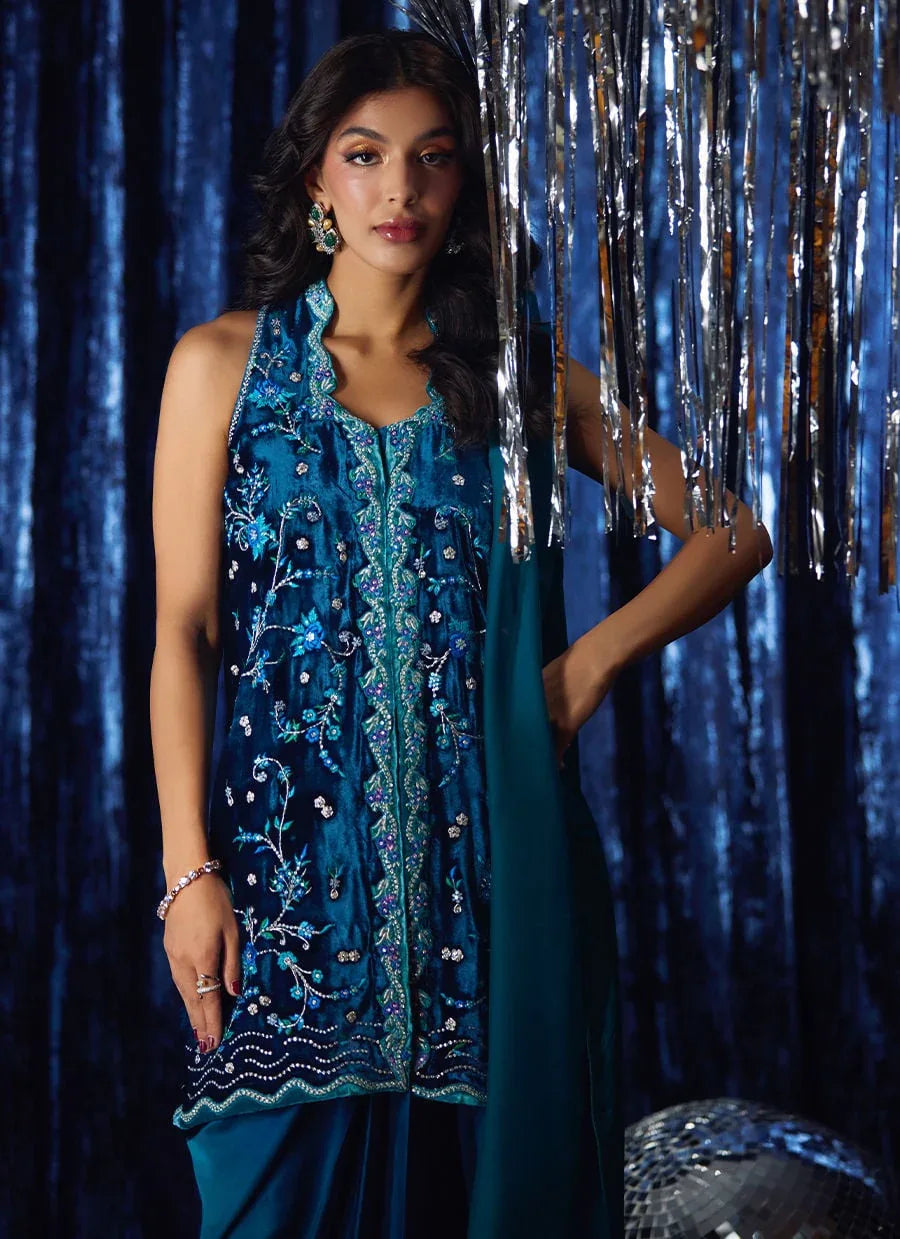 Farah Talib Aziz | Velvet Fete 4 | Pri Prussian Blue Saari Jacket - Aqsa Fabrics