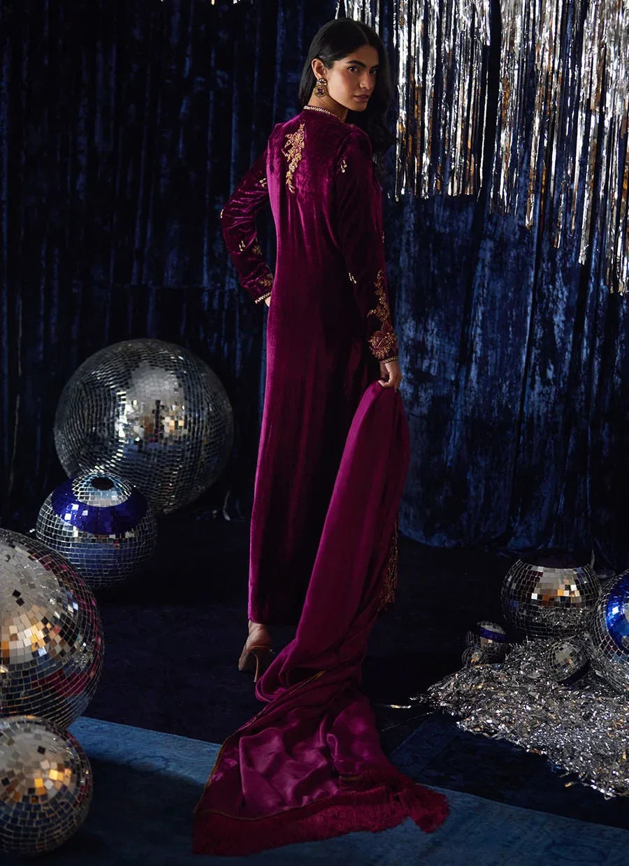 Farah Talib Aziz | Velvet Fete 4 | Arwen Magenta Shirt And Dupatta - Aqsa Fabrics
