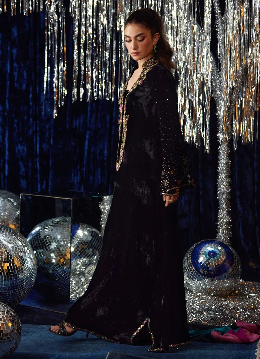 Farah Talib Aziz | Velvet Fete 4 | Nori Black Kaftan - Aqsa Fabrics