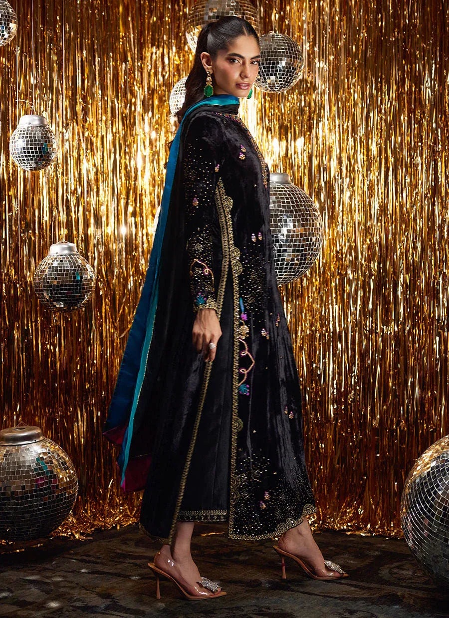 Farah Talib Aziz | Velvet Fete 4 | Masika Black Shirt And Dupatta - Aqsa Fabrics