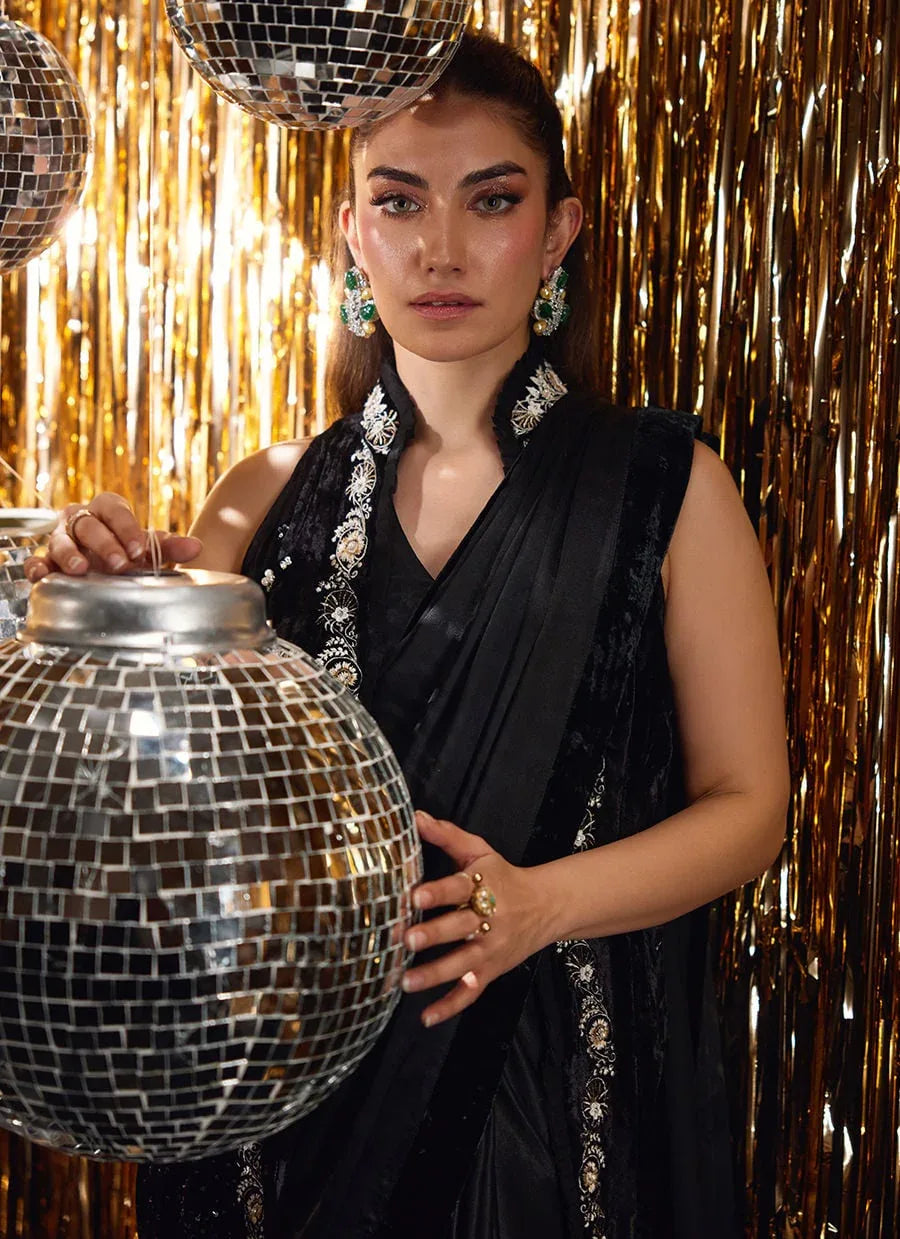 Farah Talib Aziz | Velvet Fete 4 | Aveline Black Velvet Jacket - Aqsa Fabrics