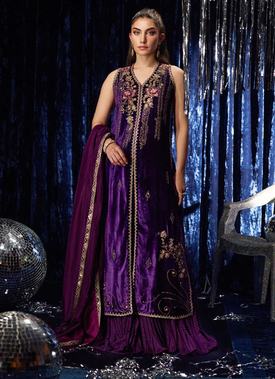 Farah Talib Aziz | Velvet Fete 4 | Amima Aubergine Shirt And Dupatta - Aqsa Fabrics