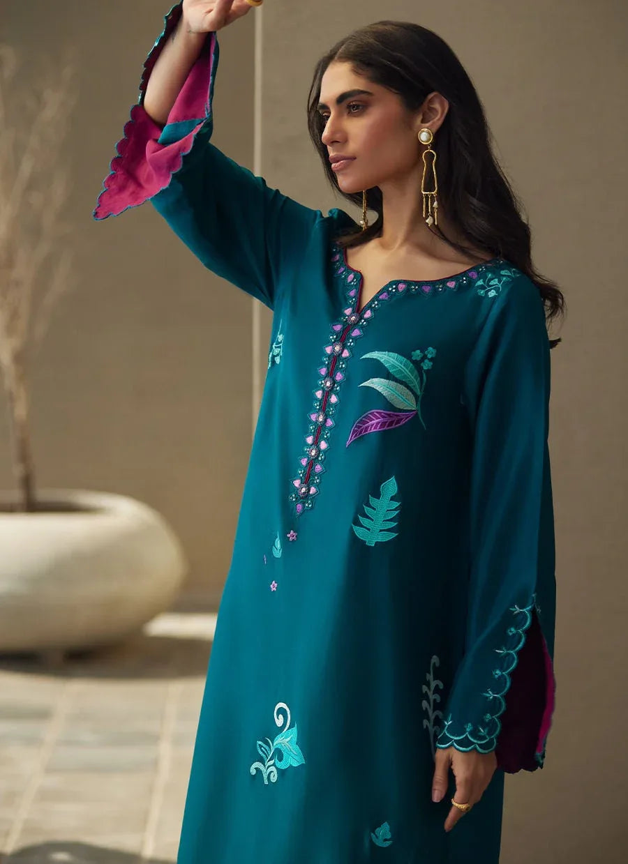 Farah Talib Aziz | Laani The Kaftan Edit | Azurea Teal Silk - Aqsa Fabrics