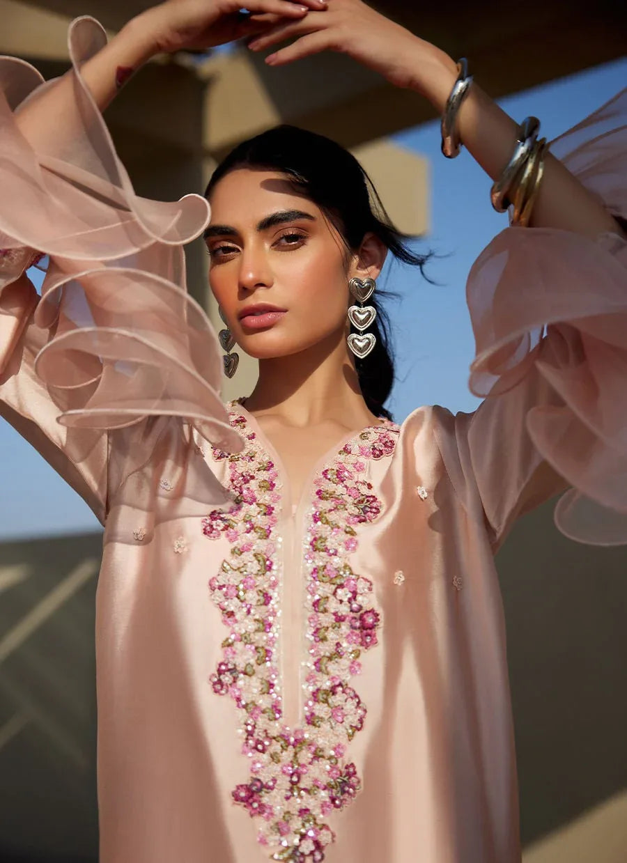 Farah Talib Aziz | Laani The Kaftan Edit | Mariposa Blush - Aqsa Fabrics