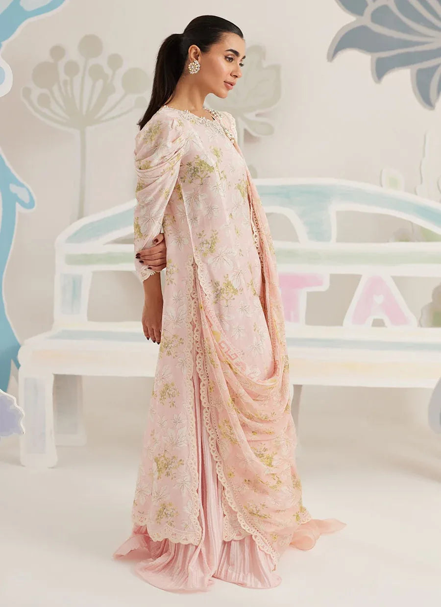 Farah Talib Aziz | Frou Frou Ramadan Edit | Viona