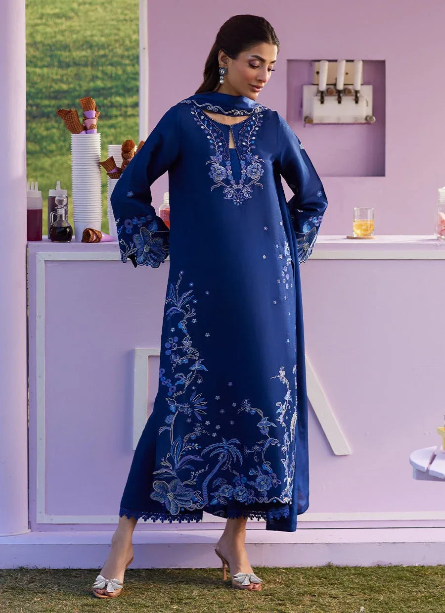 Farah Talib Aziz | Luna Eid 26 | Noirah Shirt And Dupatta