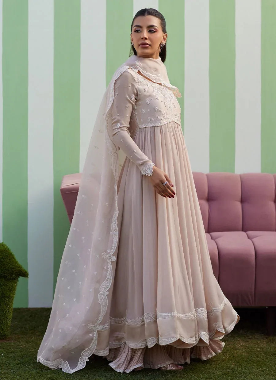 Farah Talib Aziz | Luna Eid 26 | Keshi Kalidaar With Dupatta