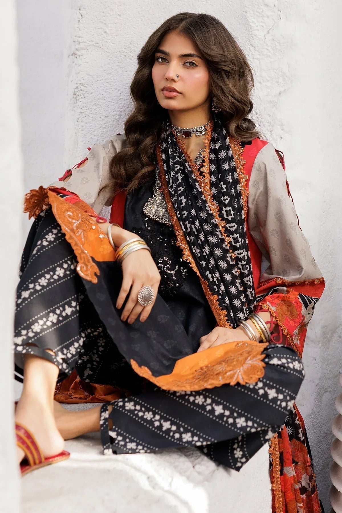 Charizma | Rangoli Lawn | CRO5-01 - Aqsa Fabrics