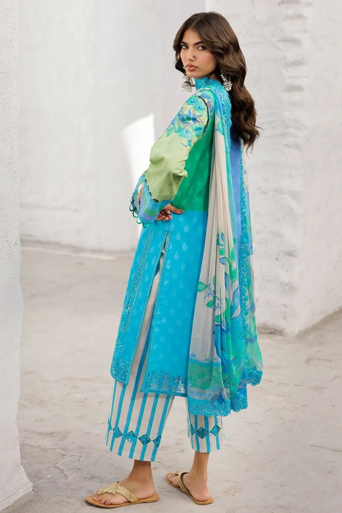 Charizma | Rangoli Lawn | CRO5-05 - Aqsa Fabrics