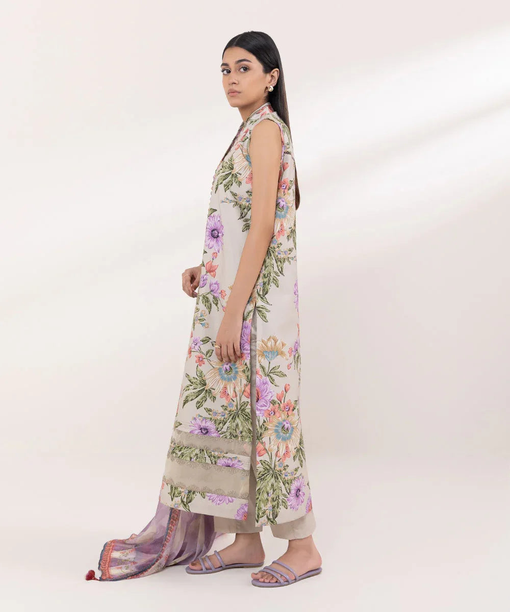 Sapphire | Intermix 2024 | Cambric Suit S-28 - Aqsa Fabrics