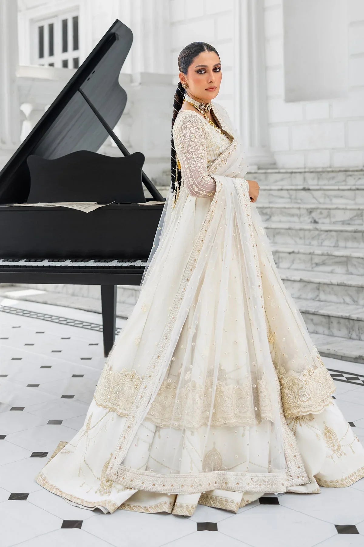 Erum Khan | Jahan Wedding 25 | Snow Pearl - Aqsa Fabrics
