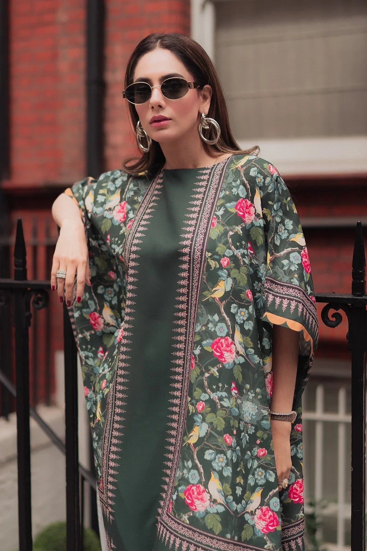 Erum Khan I Kaftan Edit I Flora Flow - Aqsa Fabrics