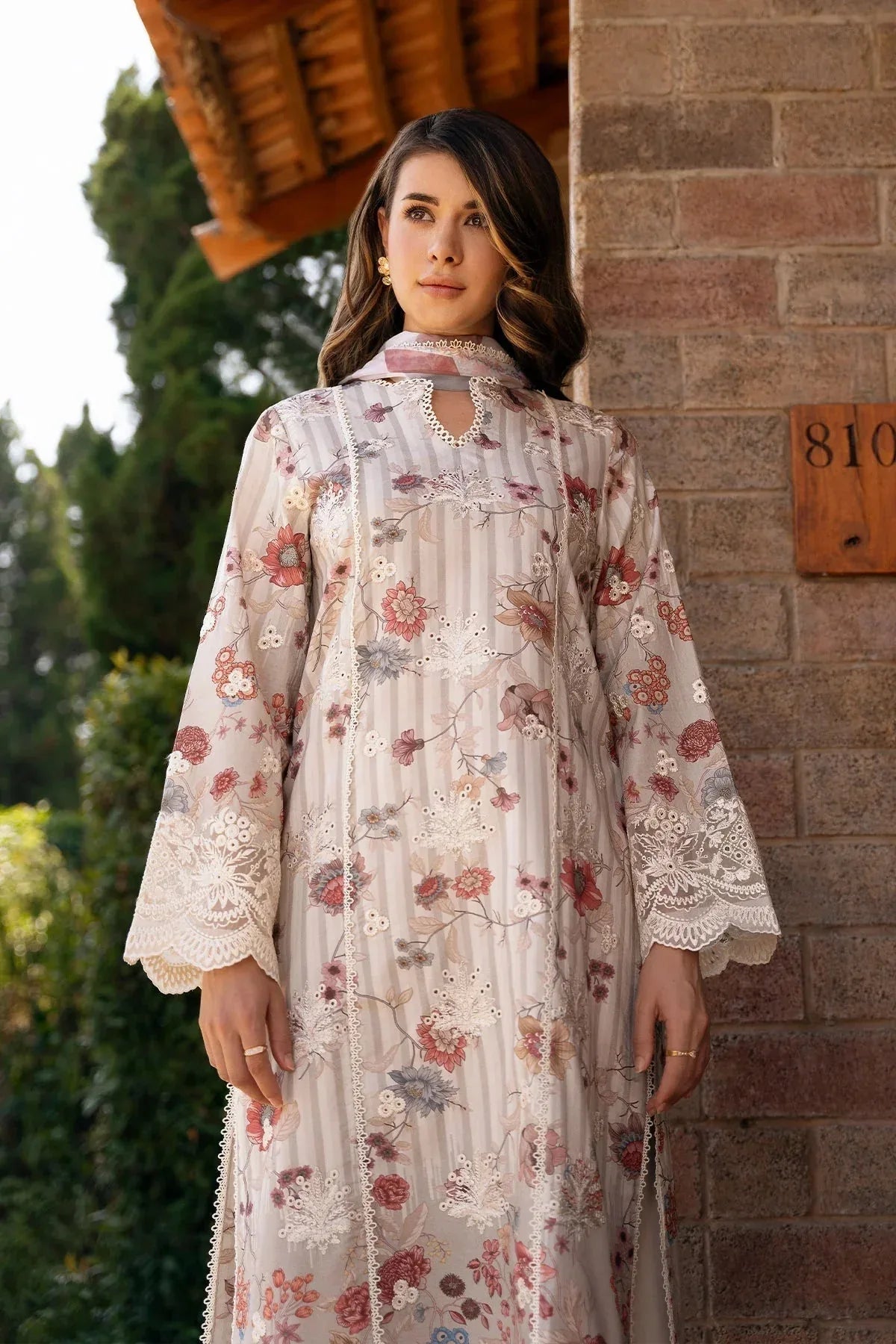 Afrozeh | Damask The Holiday Edit '25 - Lawn | Azara A - Aqsa Fabrics