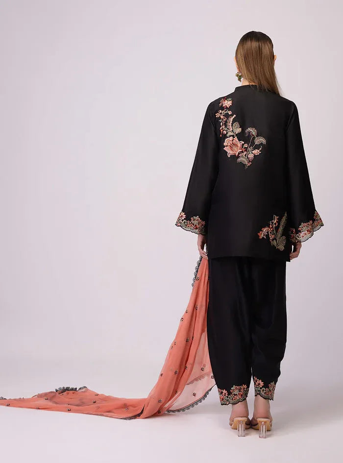 Zainab Chottani | Luxe Edit 25 | Zella - Aqsa Fabrics