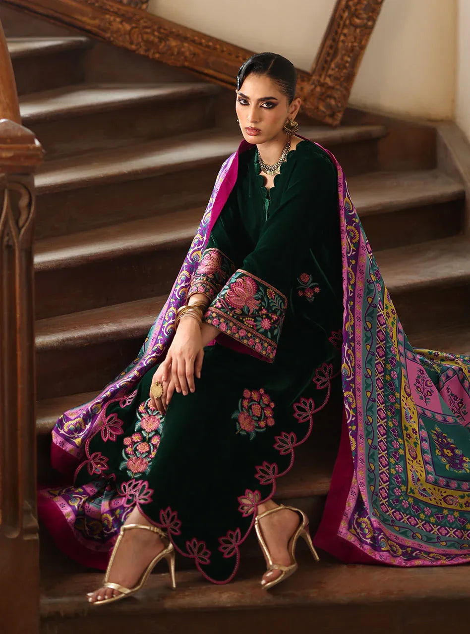 Zainab Chottani | Velura Velvet Edit 25 | Eden Long Shirt - Aqsa Fabrics