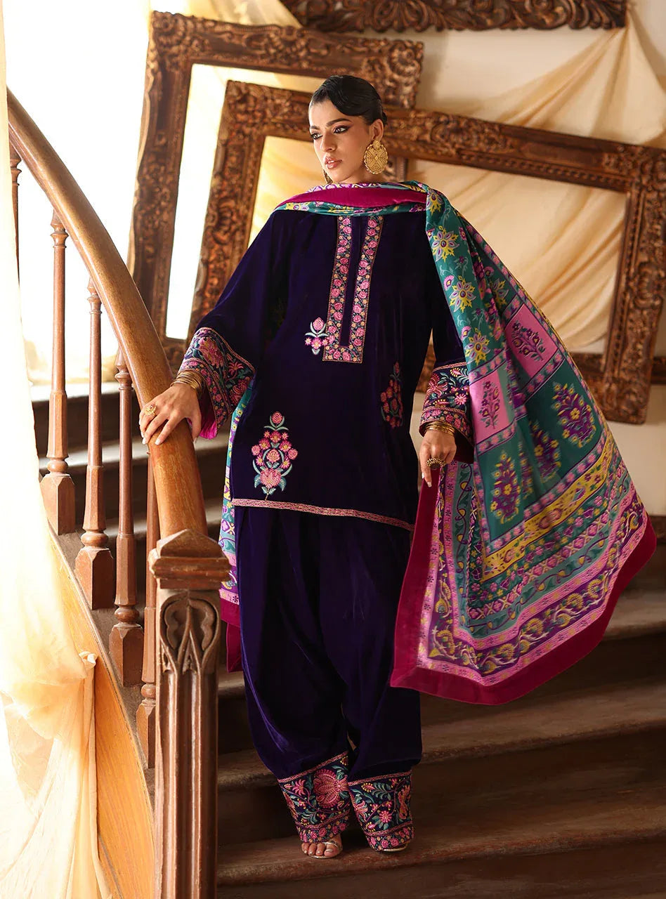 Zainab Chottani | Velura Velvet Edit 25 | Saphir Farshi - Aqsa Fabrics