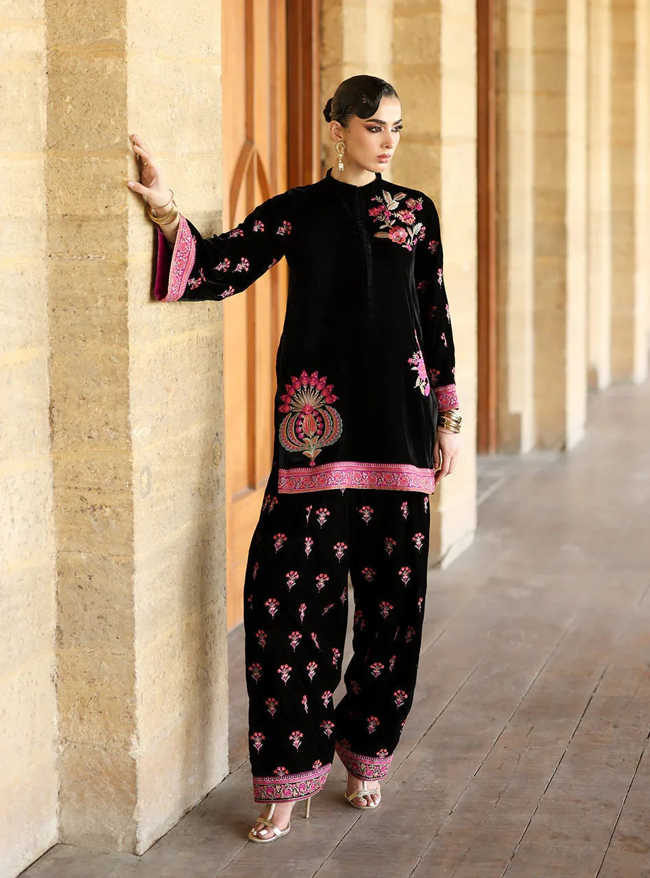 Zainab Chottani | Velura Velvet Edit 25 | Arah Farshi - Aqsa Fabrics