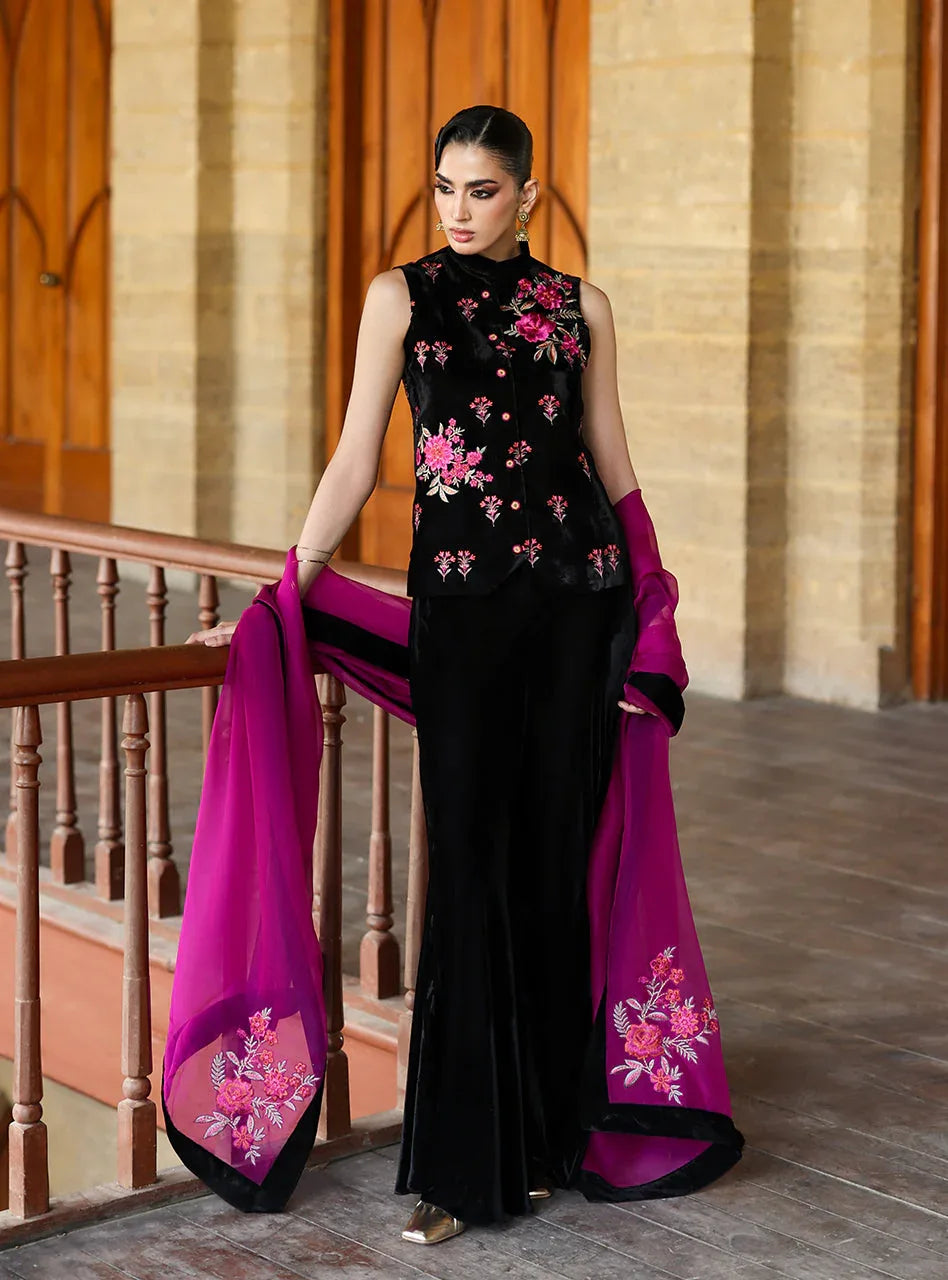 Zainab Chottani | Velura Velvet Edit 25 | Keir Vest - Aqsa Fabrics