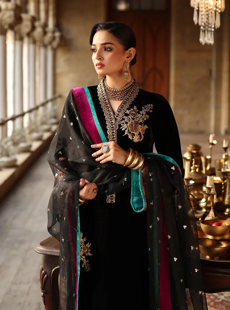 Zainab Chottani | Velura Velvet Edit 25 | Siya Long Shirt - Aqsa Fabrics