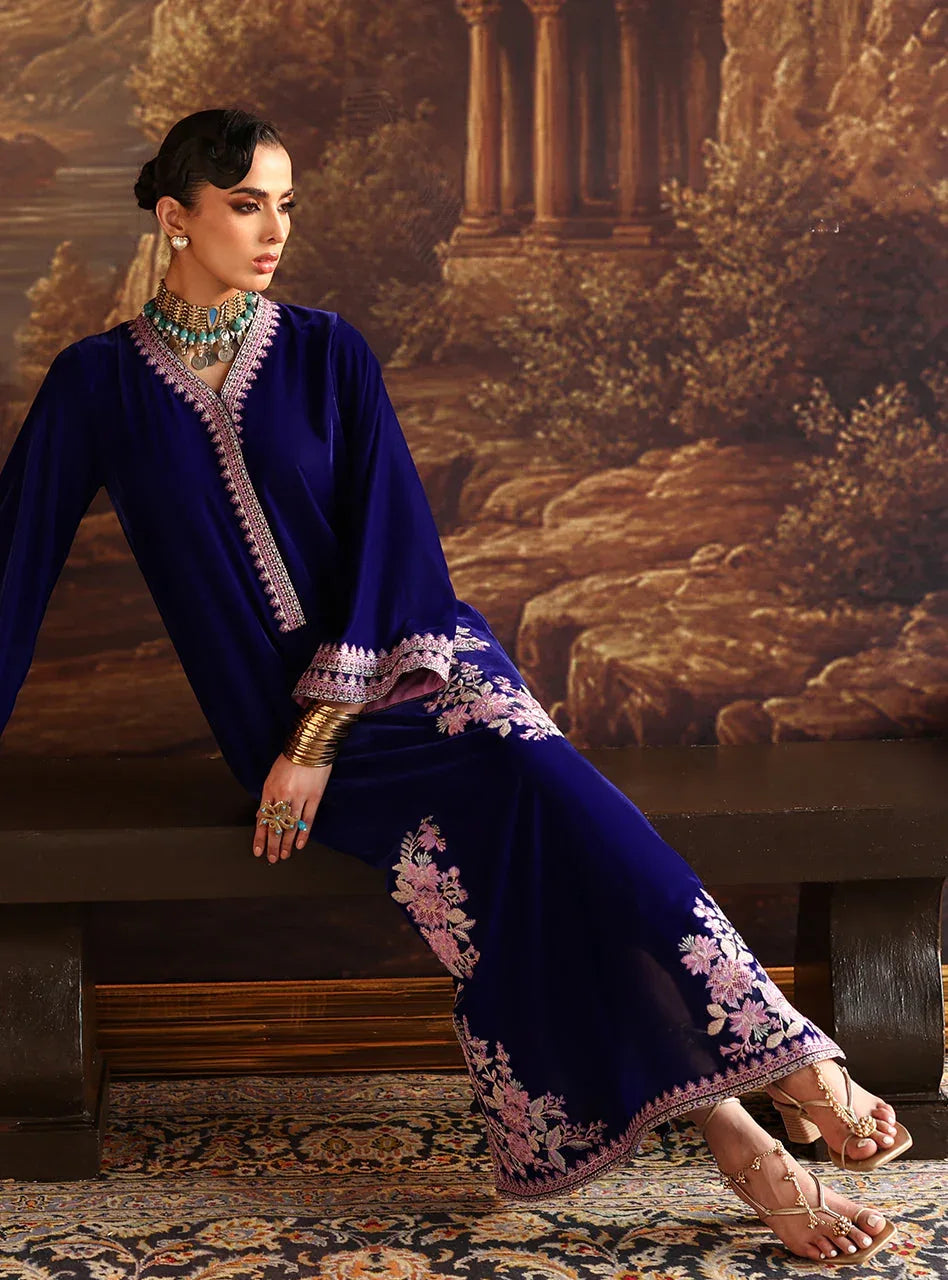 Zainab Chottani | Velura Velvet Edit 25 | Elif Kaftan - Aqsa Fabrics