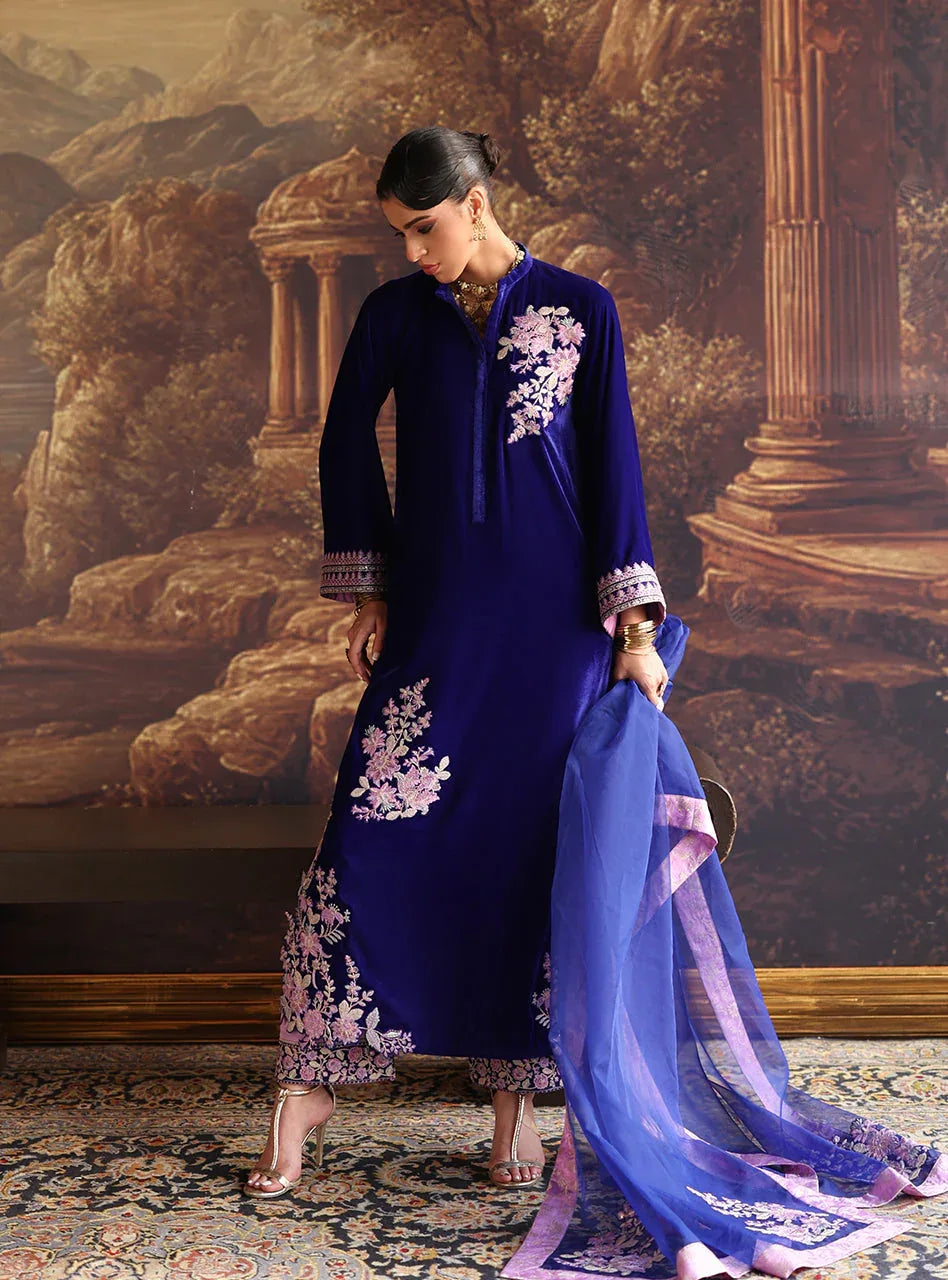 Zainab Chottani | Velura Velvet Edit 25 | Zelin Long Shirt - Aqsa Fabrics