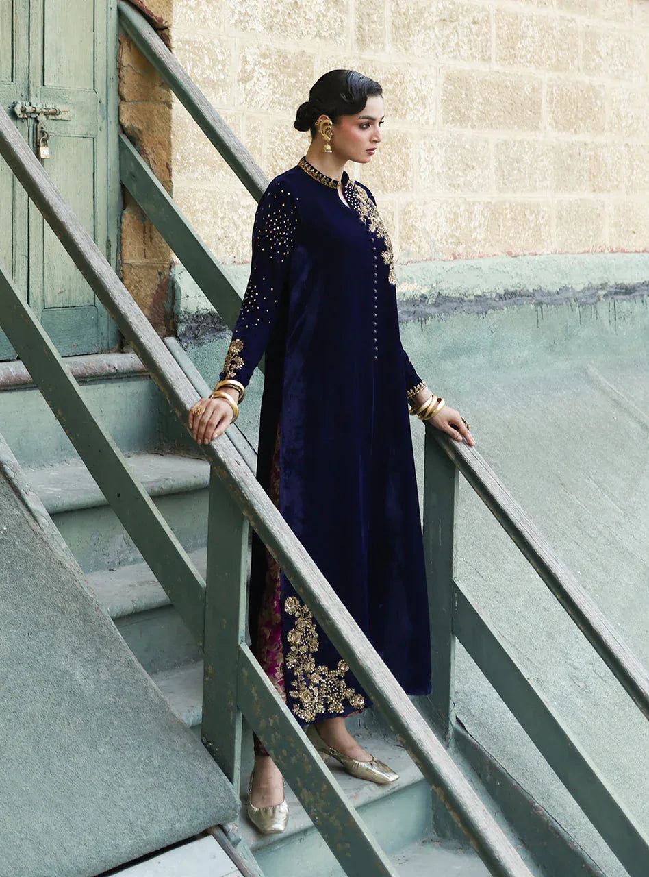 Zainab Chottani | Velura Velvet Edit 25 | Celine Gold - Aqsa Fabrics