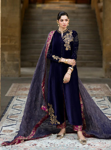 Zainab Chottani | Velura Velvet Edit 25 | Celine Gold - Aqsa Fabrics