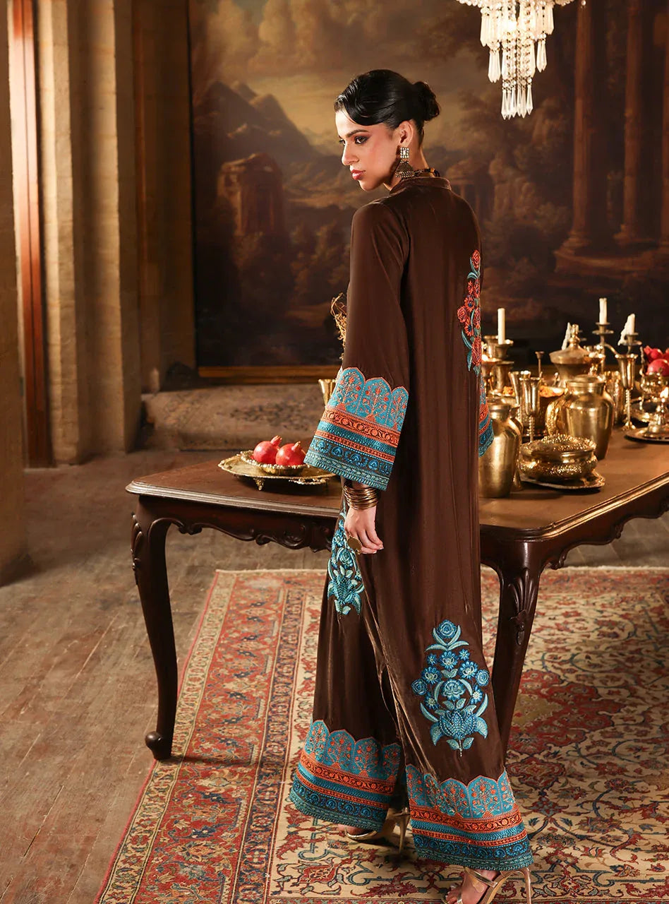 Zainab Chottani | Velura Velvet Edit 25 | Sienna Kaftan - Aqsa Fabrics