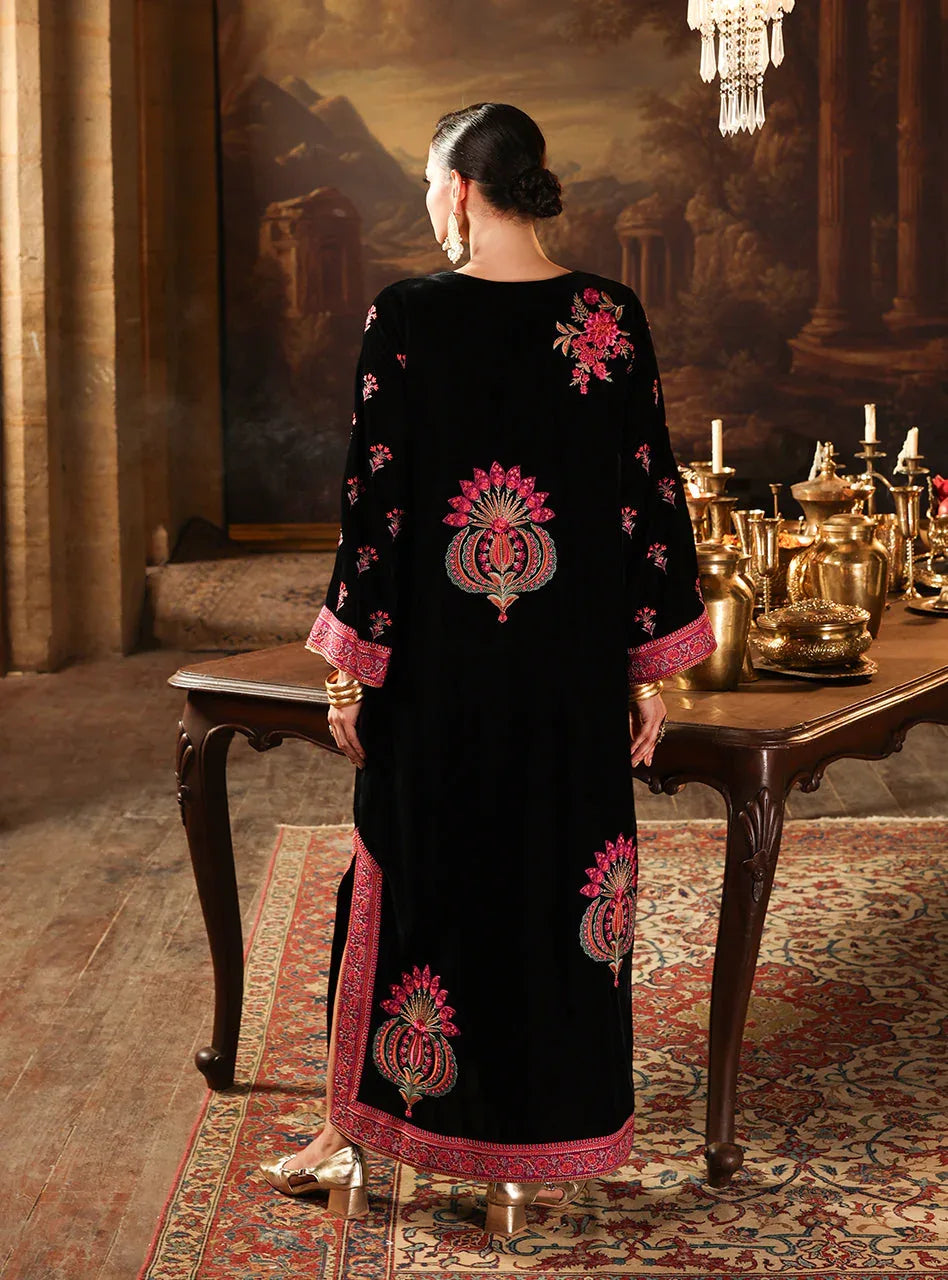 Zainab Chottani | Velura Velvet Edit 25 | Belle Kaftan - Aqsa Fabrics