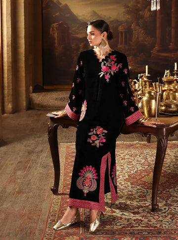 Zainab Chottani | Velura Velvet Edit 25 | Belle Kaftan - Aqsa Fabrics
