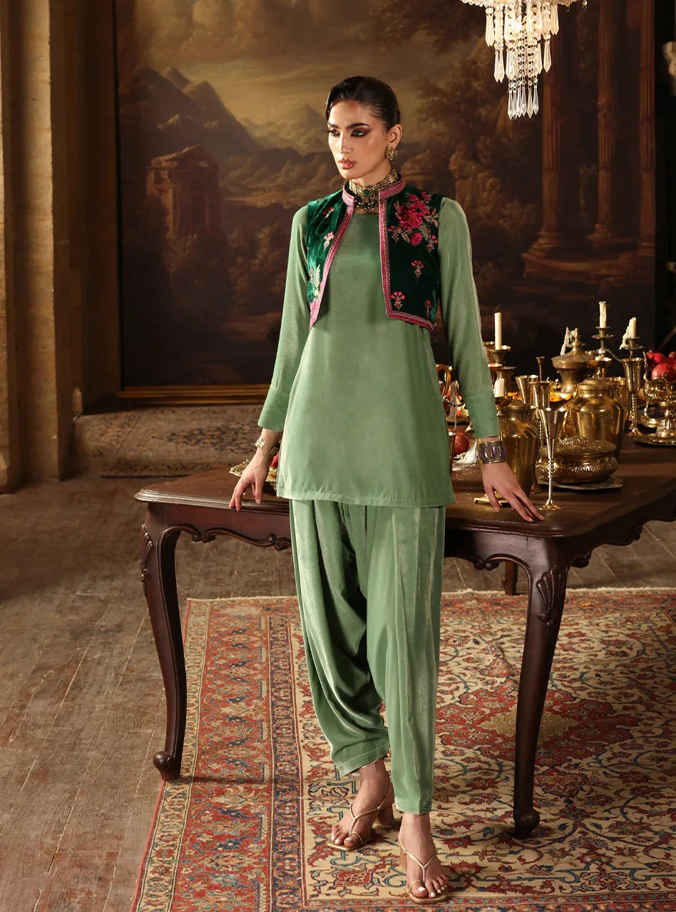 Zainab Chottani | Velura Velvet Edit 25 | Jade Bolero - Aqsa Fabrics