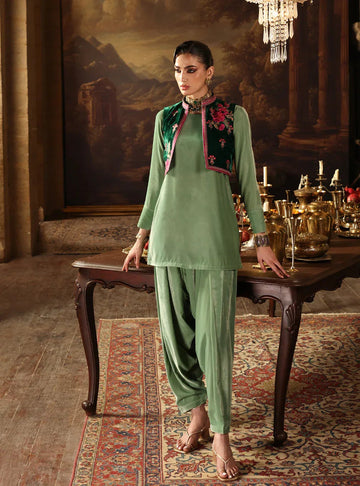 Zainab Chottani | Velura Velvet Edit 25 | Jade Bolero - Aqsa Fabrics