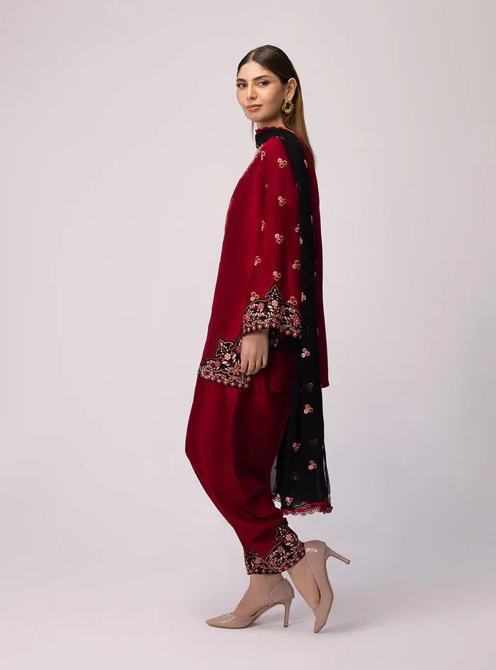 Zainab Chottani | Luxe Edit 25 | Ilaya - Aqsa Fabrics