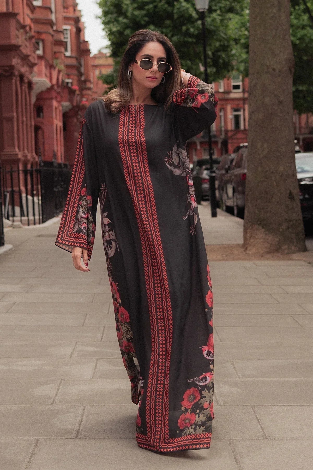 Erum Khan I Kaftan Edit I Moon Shadow - Aqsa Fabrics