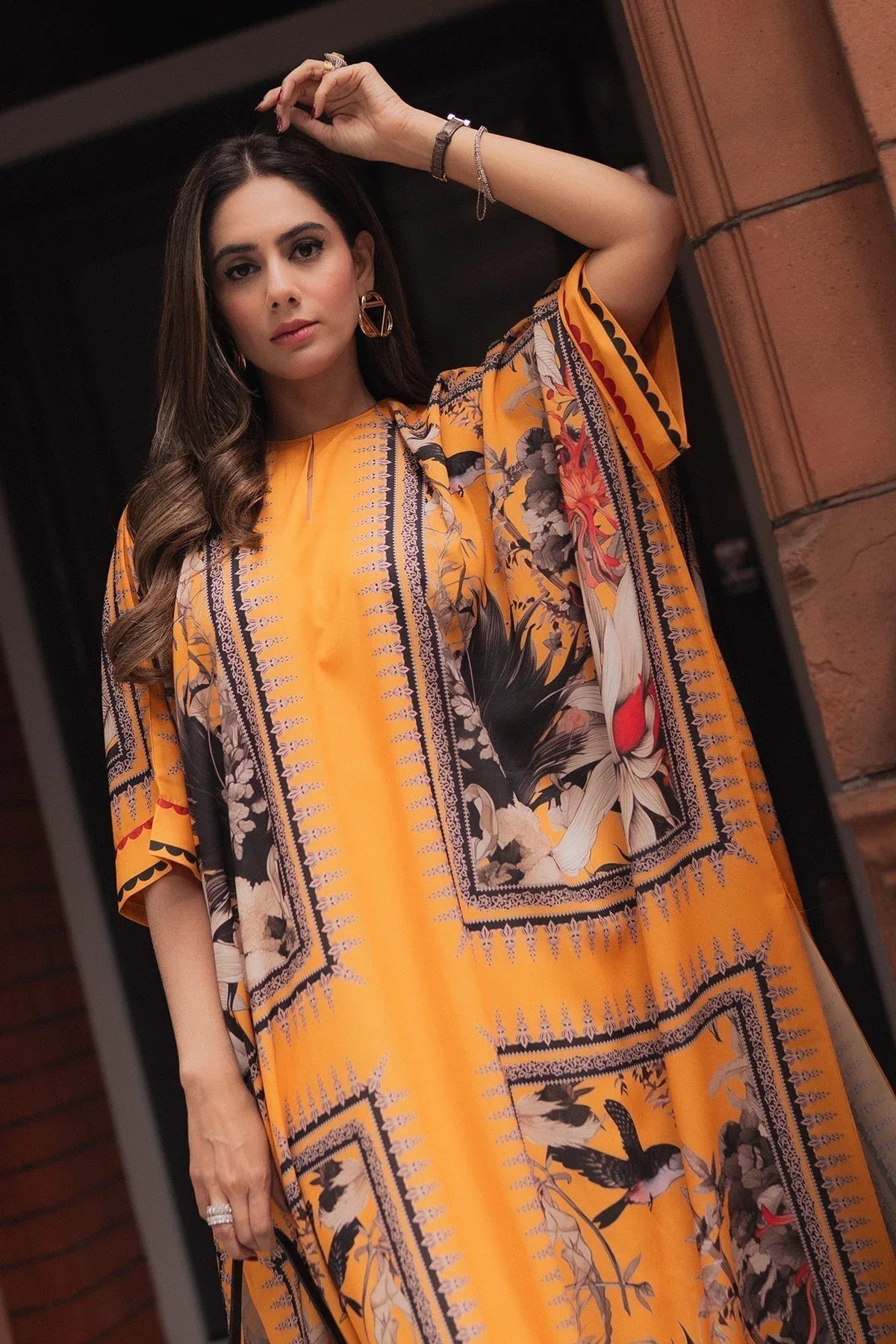 Erum Khan I Kaftan Edit I Halo Haze - Aqsa Fabrics