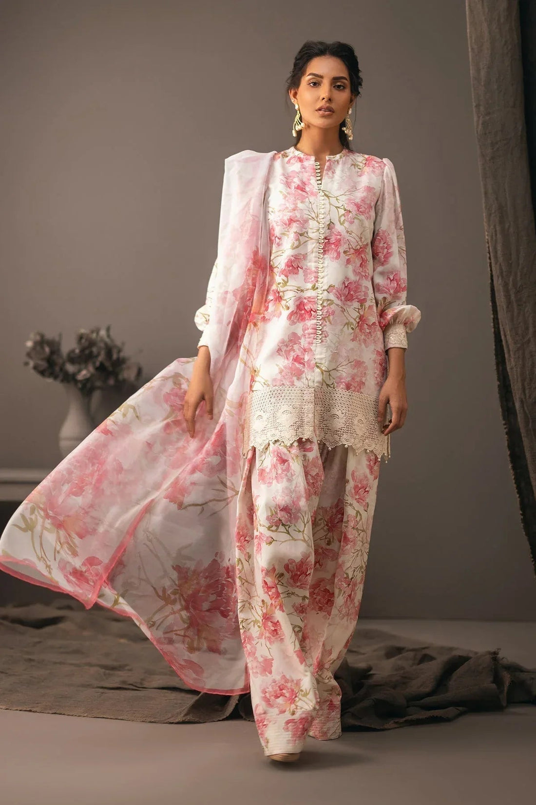 Erum Khan | Beyond Basic | BOLD BOUQUET - Aqsa Fabrics