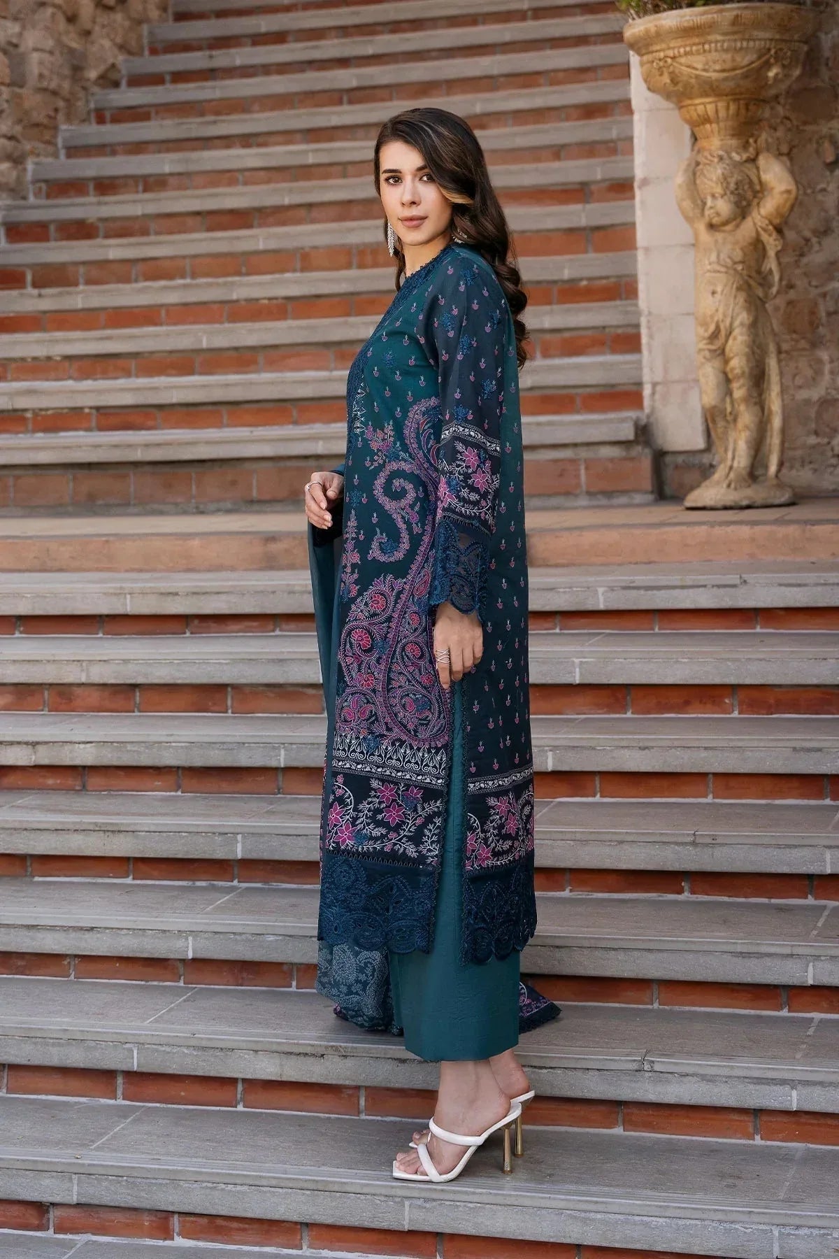 Afrozeh | Damask The Holiday Edit '25 - Lawn | Azrina B - Aqsa Fabrics