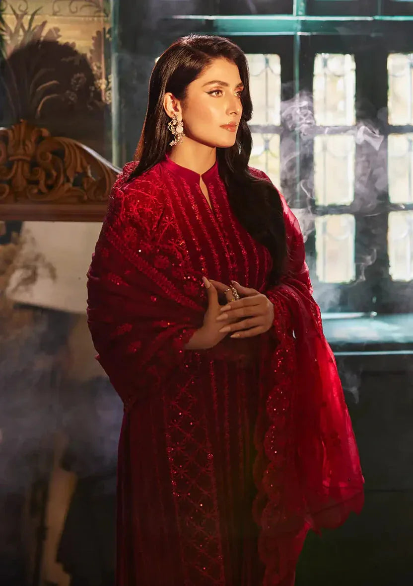 Zainab Chottani | Embroidered Velvet | SURKH D-05 - Aqsa Fabrics