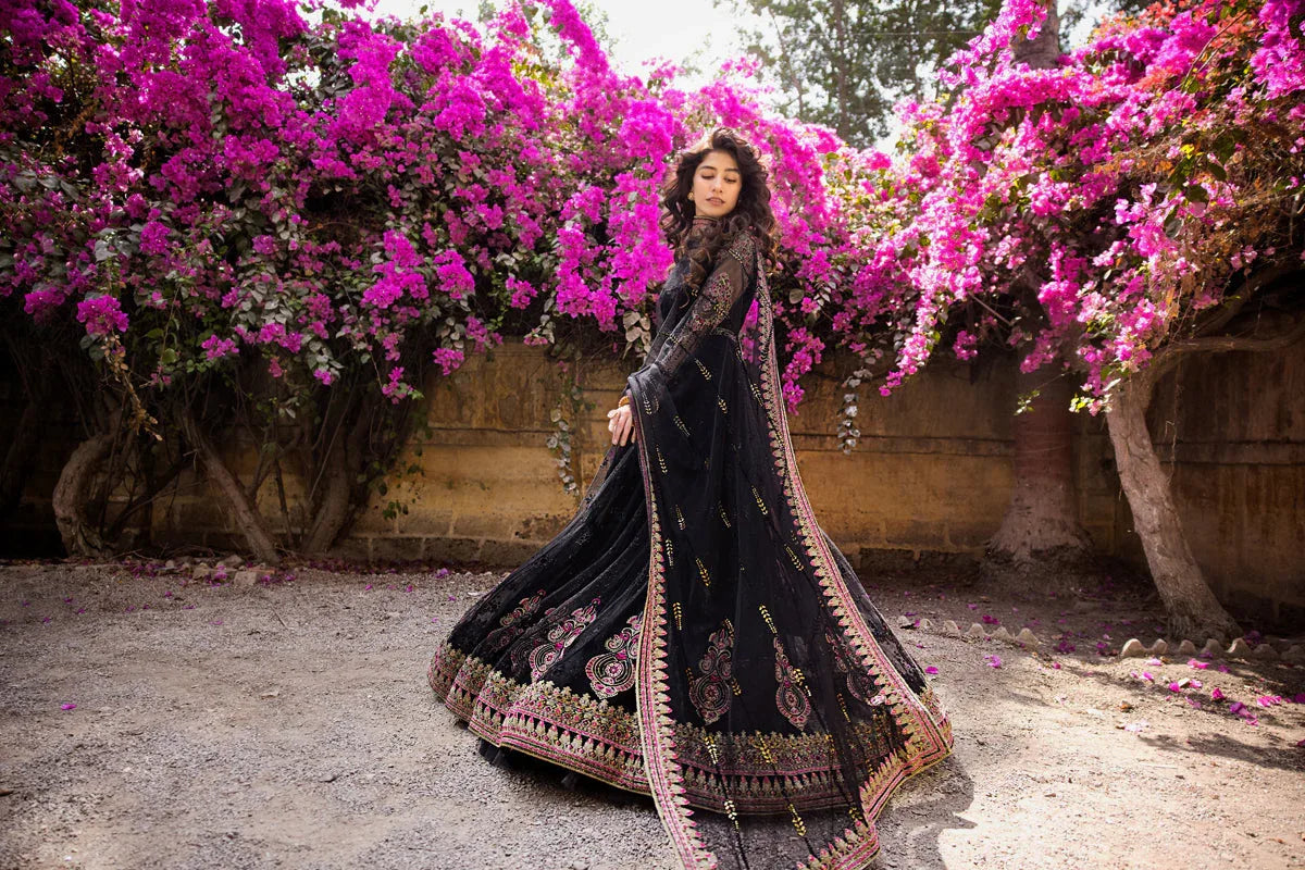 Erum Khan | Umaima Eid Edit | MAHJABEEN - Aqsa Fabrics