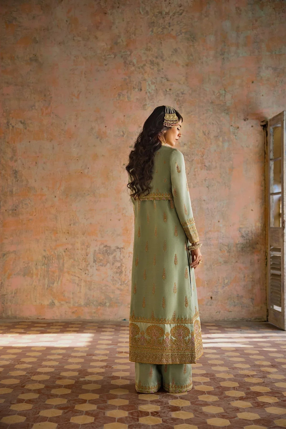 Erum Khan | Umaima Eid Edit | DARAKSHAN - Aqsa Fabrics