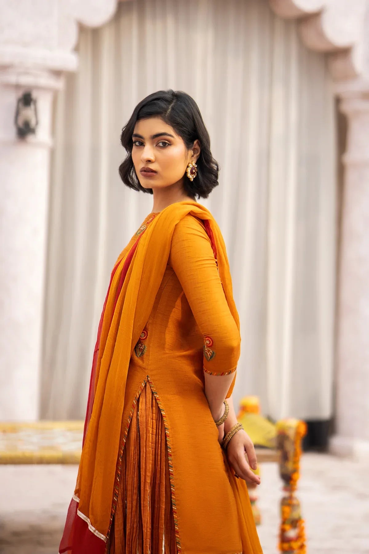 Erum Khan | Sakhiyan Formals | GULDAUDI - Aqsa Fabrics