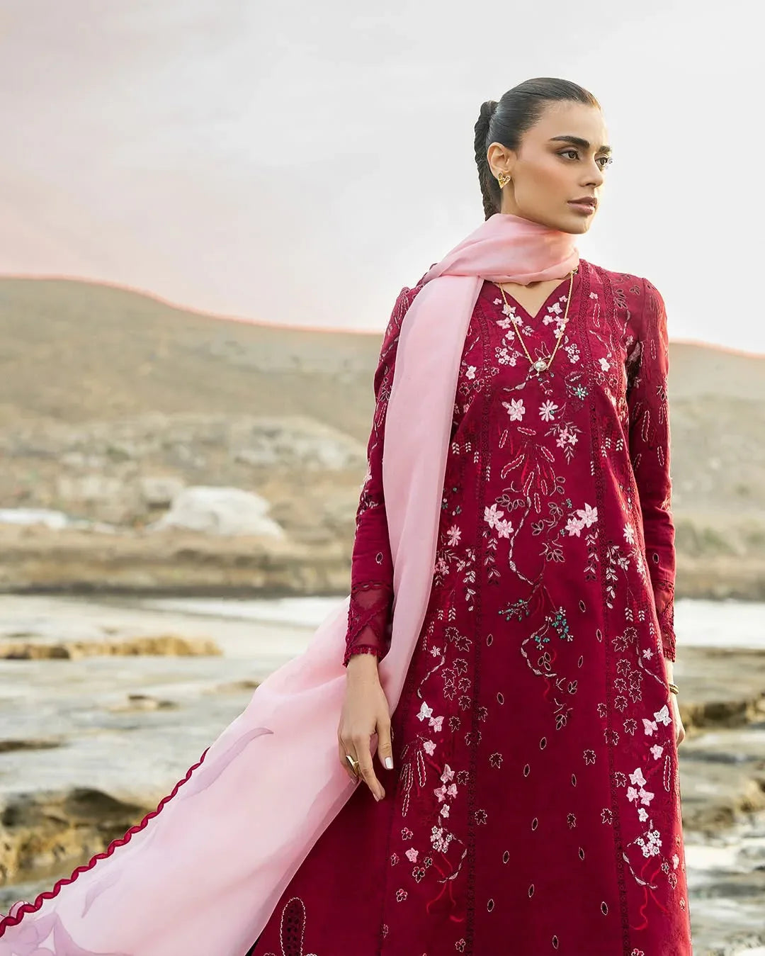 Soraya - Noa Summer PretŸ??25 - Carmine - Aqsa Fabrics