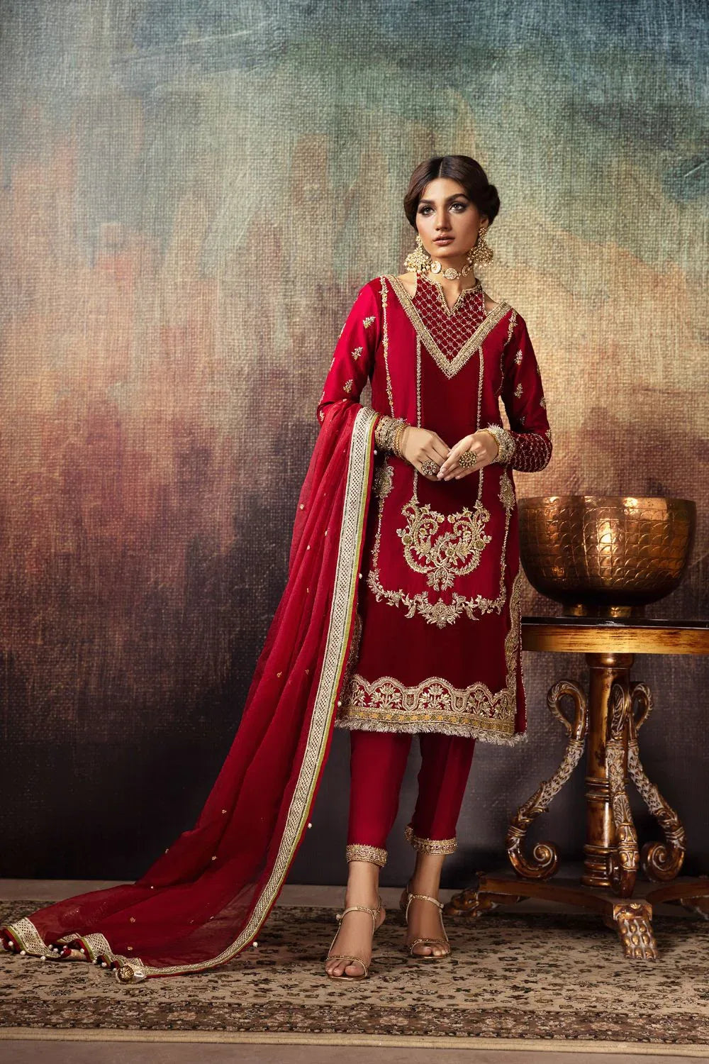 Erum Khan | Begham Jaan Bridal Formals | MALA - Aqsa Fabrics